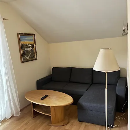 Apartamento Apartma Karavanke Hrusica (Jesenice)