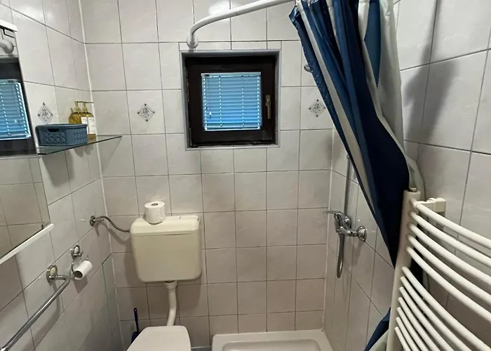 Apartma Karavanke Apartment *